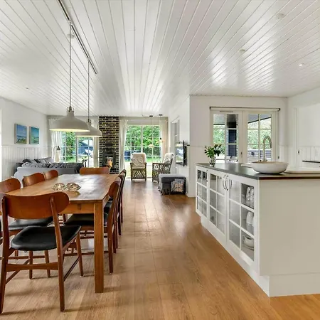 Bv328-blavand-karl-postsvej-11-a