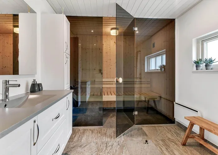 Bv328-blavand-karl-postsvej-11-a * Blavand