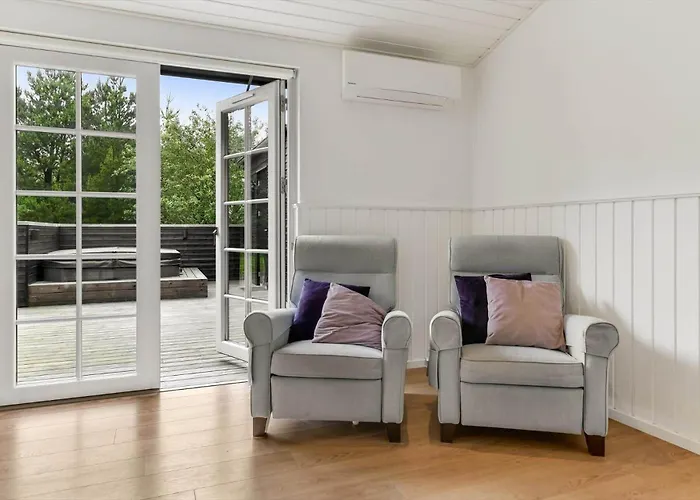 Holiday home Bv328-blavand-karl-postsvej-11-a