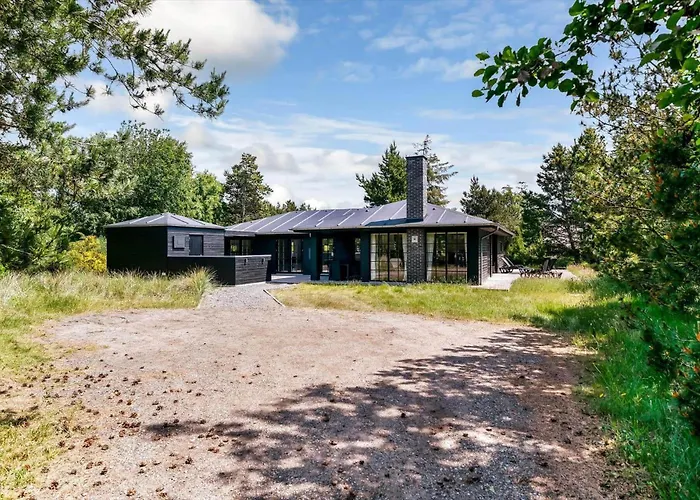 Bv328-blavand-karl-postsvej-11-a *